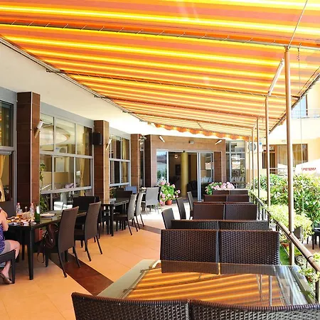 Hotel Iris