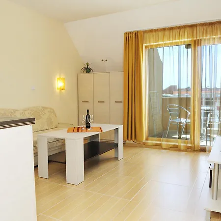 Otel Iris 3*